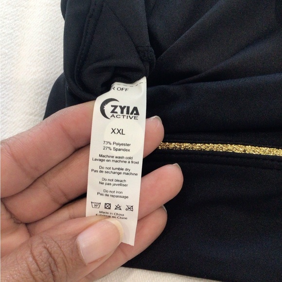 ZYIA Black and Gold Gilded Women's Bra & Leggings Set - Picture 10 of 11